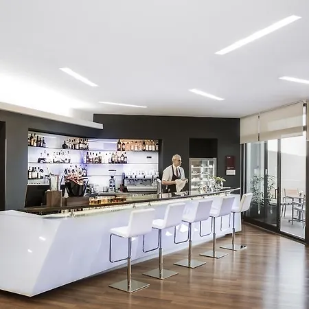雷米森斯阿德米拉酒店 酒店